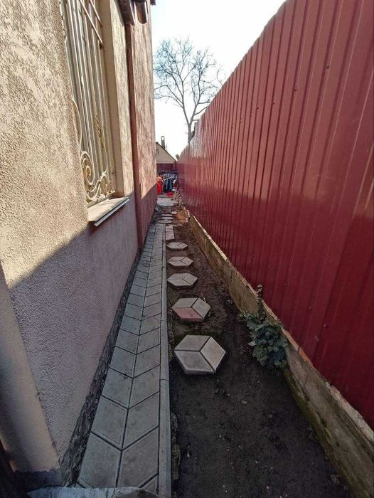 Продам 2-х этажный дом на Черемушках. Ремонт.