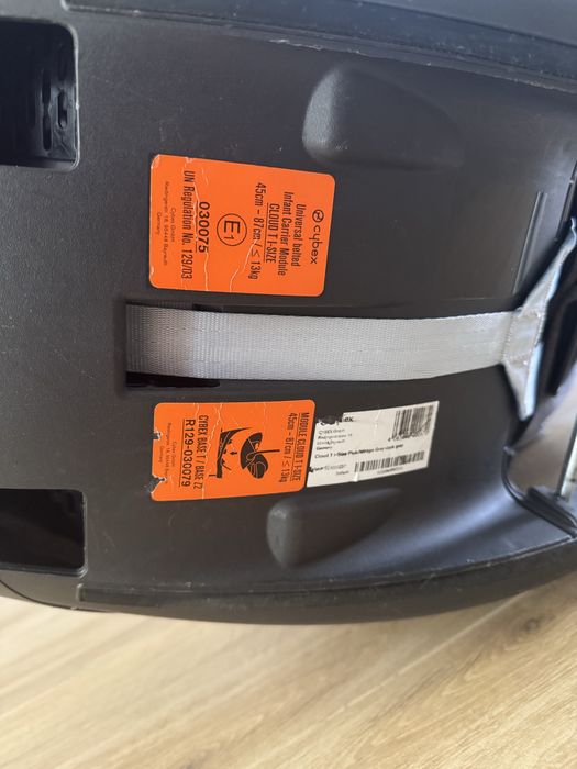 Продам люльку(автокресло) с базой cybex