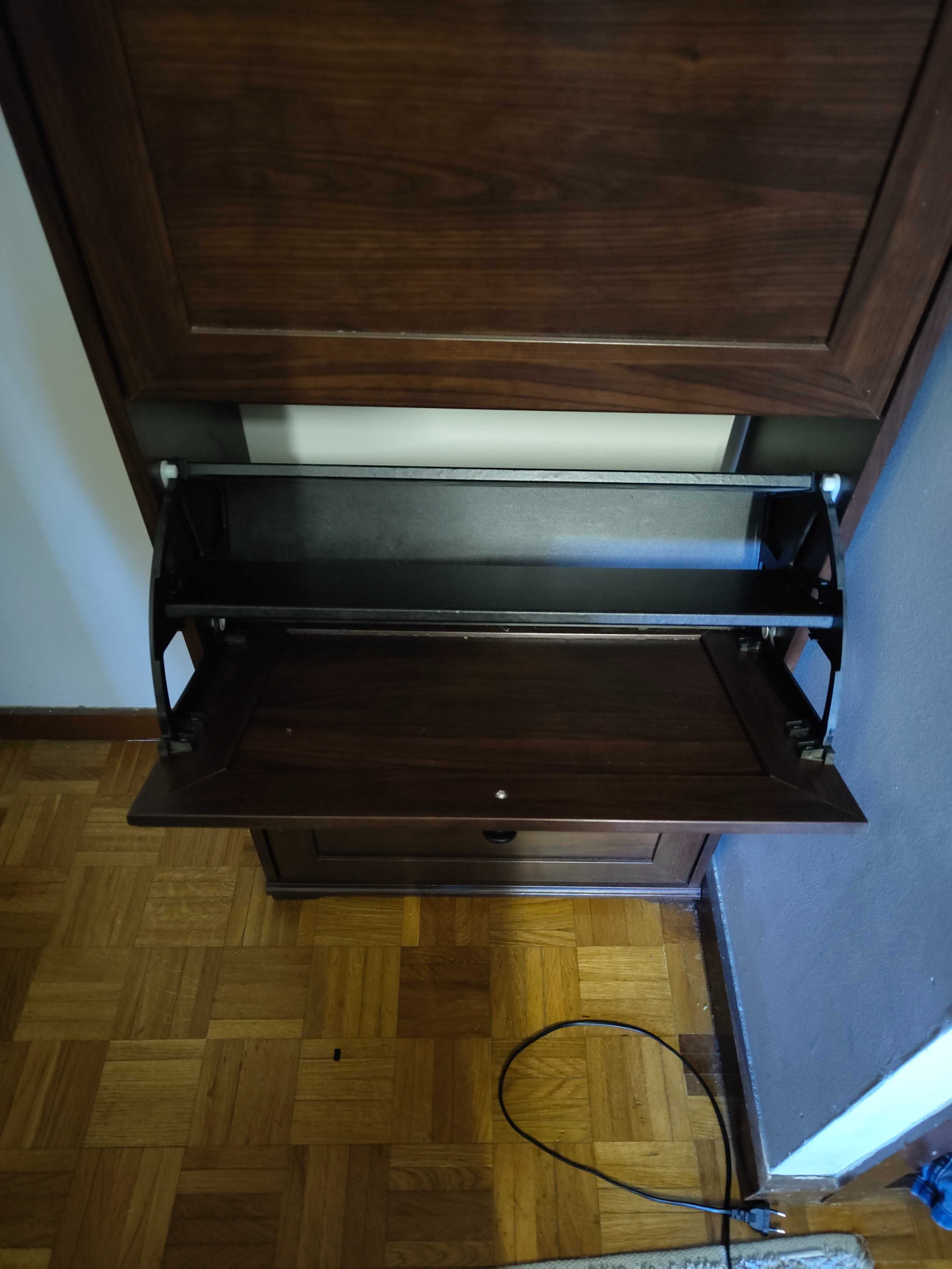 Sapateira ikea preta