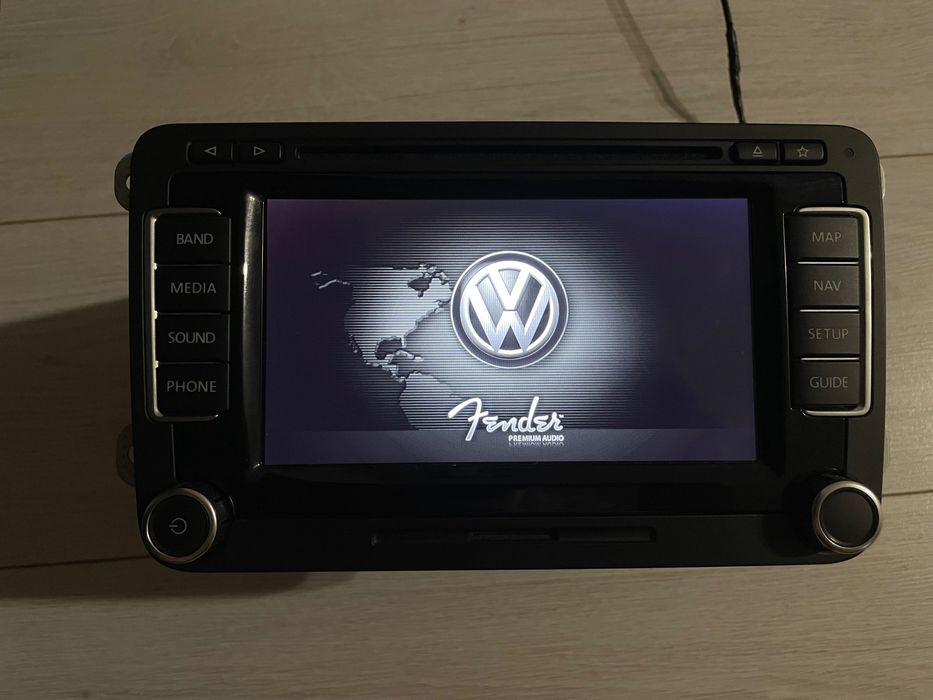 Магнітола VW RNS 510 з кодом Passat B6 B7 CC Golf 6 Jetta Tiguan Caddy