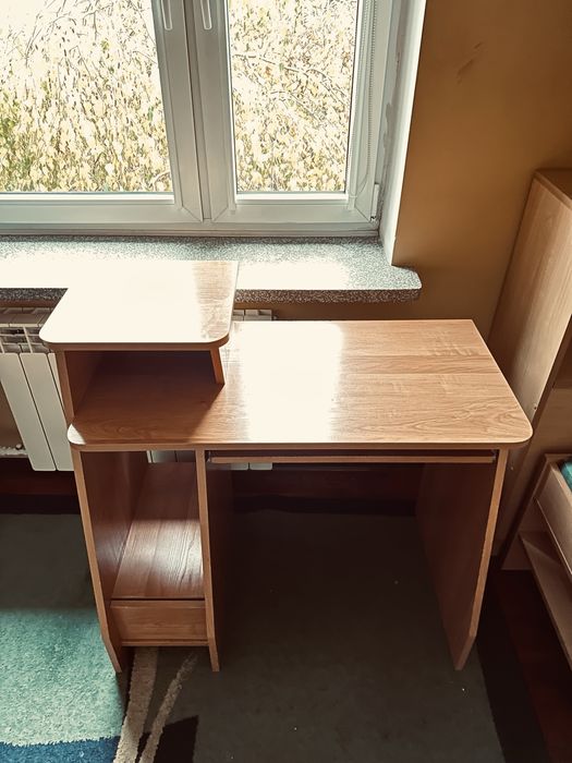 Biurko z miejscem na komputer, 90x45 cm