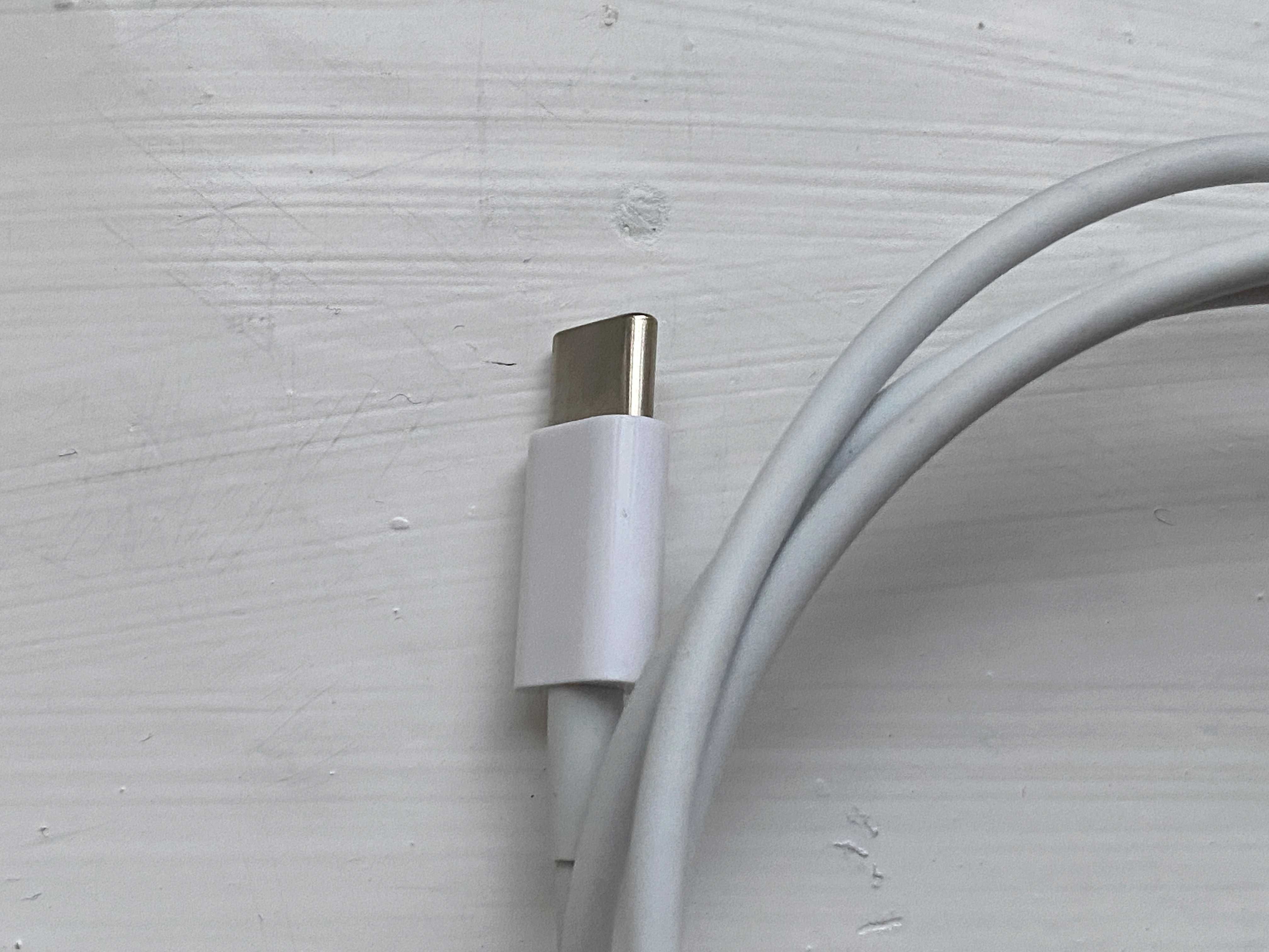 Кабель в машину для зарядки Apple устройств (Lightning на USB Type C)