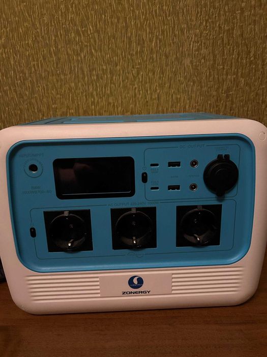 Непрацююча Зарядная станция Zonergy EB70 by Bluetti, 1000 Вт, 716 Вт*ч