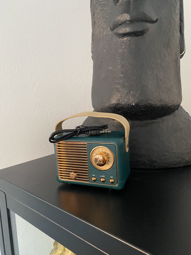 Przenośny maly glośnik bluetooth Retro