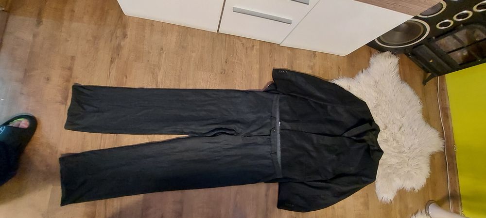 Sprzedam garnitur włoski rozmiar 56