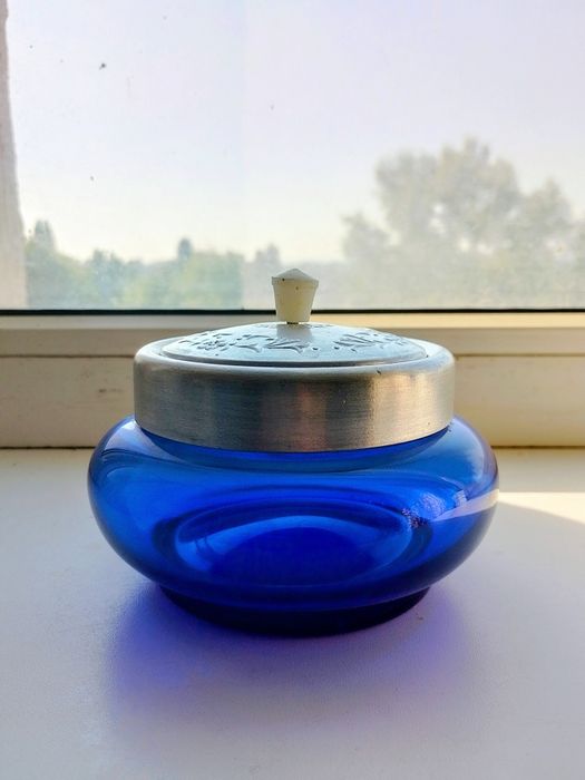 Советская сахарница из кобальтового стекла. Посуда СССР. Цукорниця.