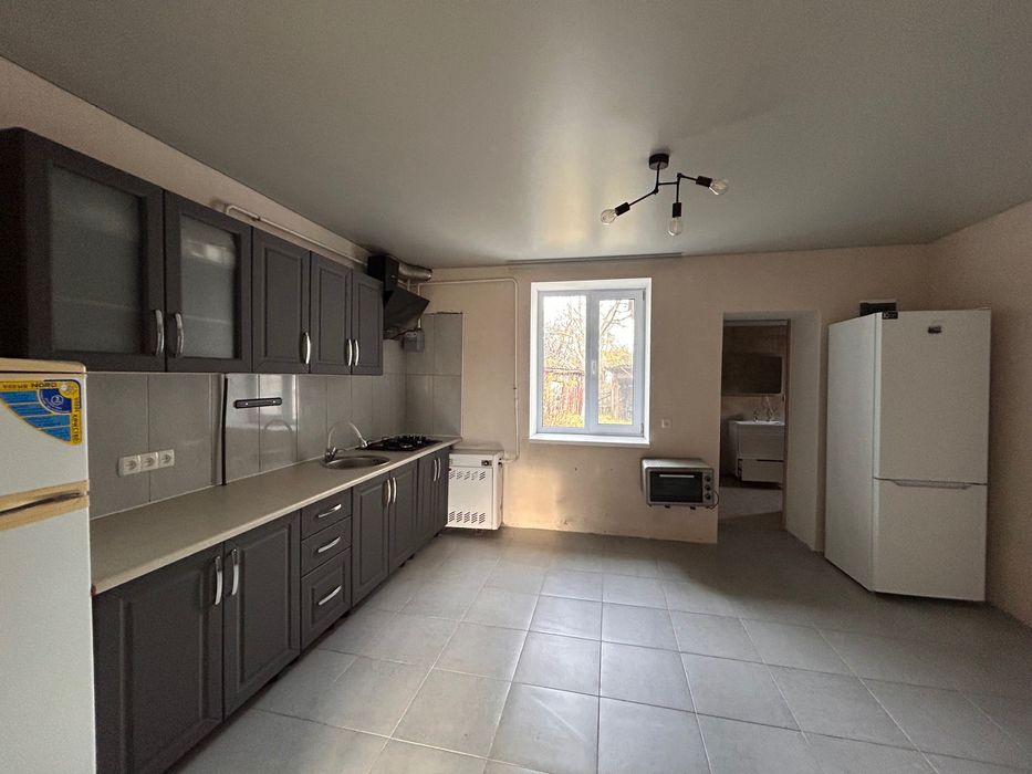 Продаж частини будинку