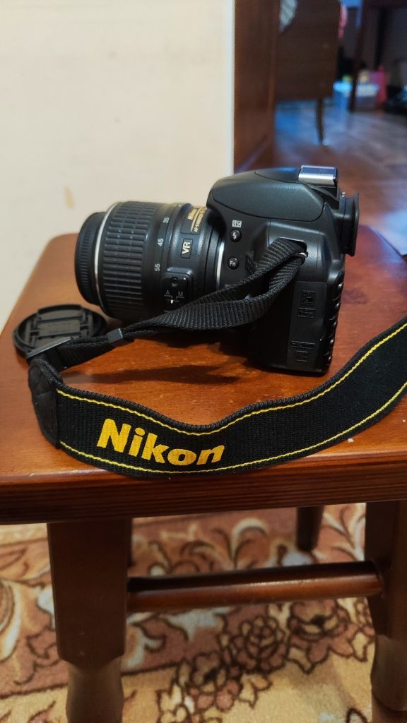 зеркальний фотоаппарат Nicon D3100