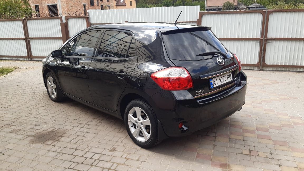 Toyota Auris 2012г. Автомат