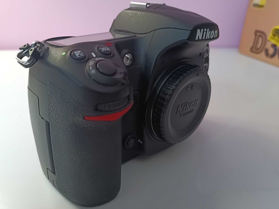 Aparat Nikon d 300 tylko 38k zdjęć