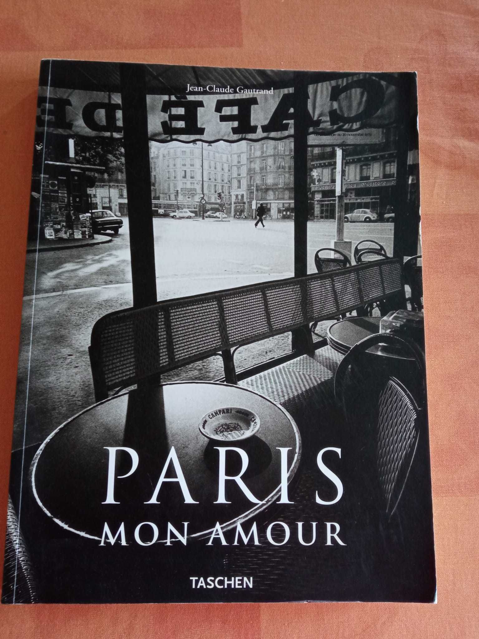 Livro de fotografia sobre Paris, 2004 (como novo)