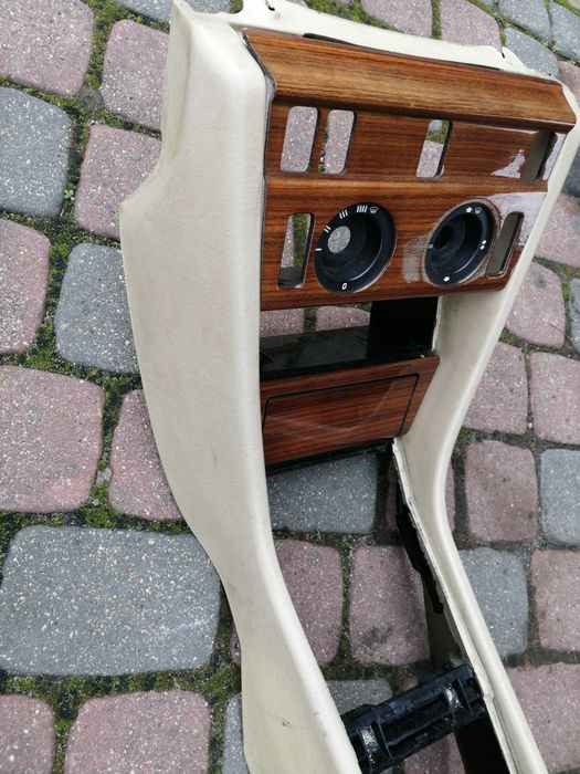 Tunel środkowy Mercedes W124 Coupe