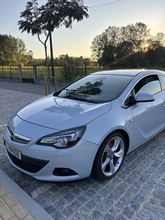 Opel Astra Gtc 2.0 Coupe