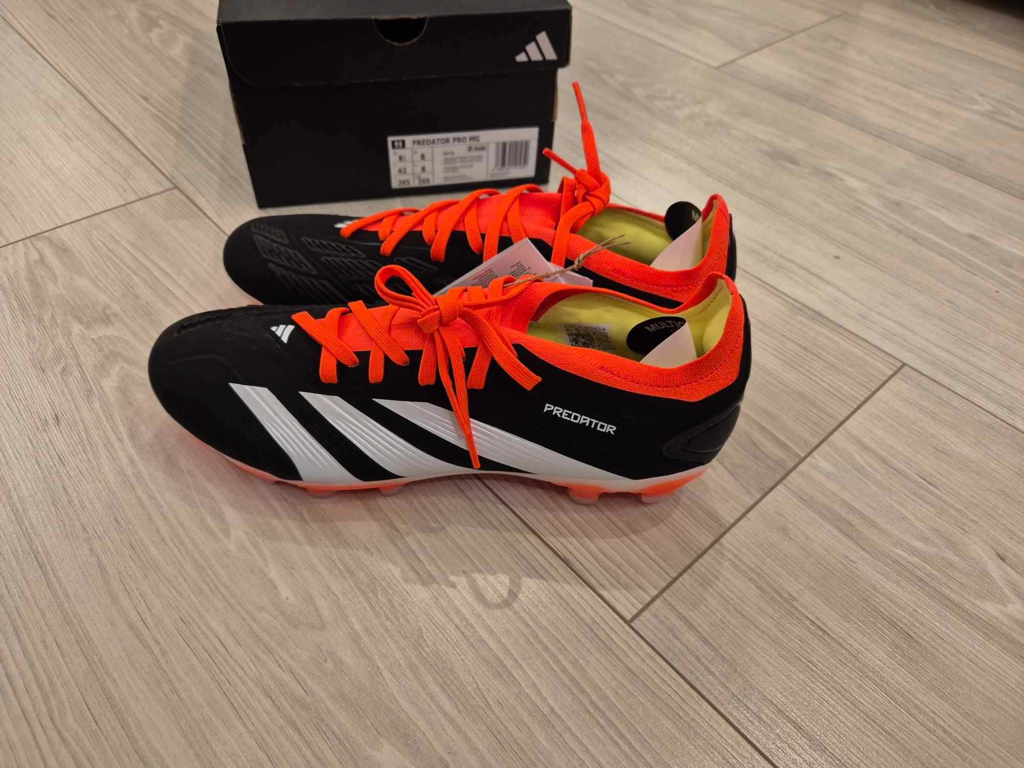 Półprofesjonalne korki Adidas Predator PRO rozmiar 42