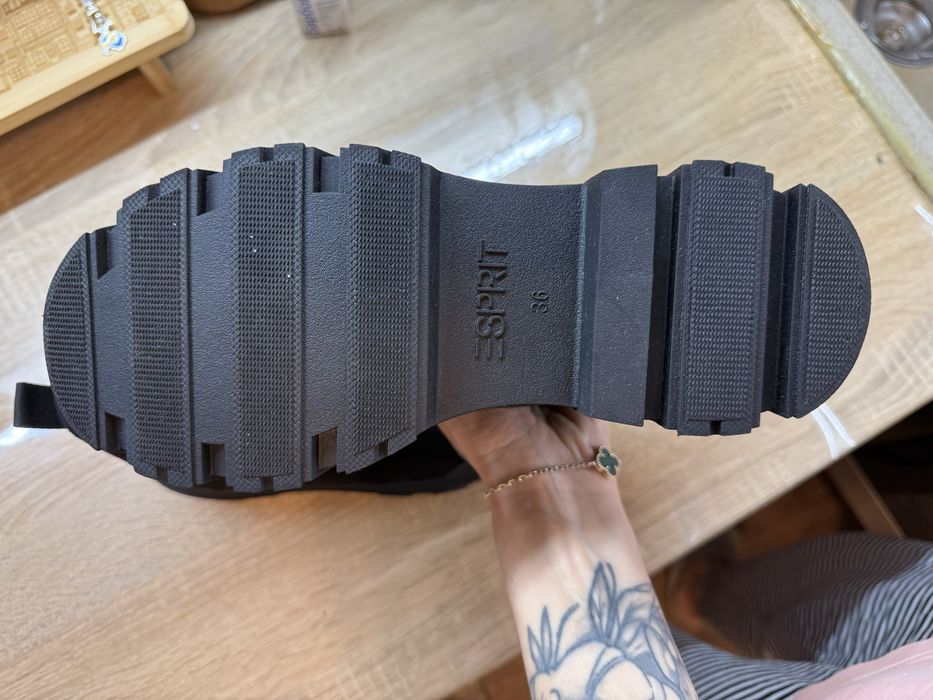 Esprit чоботи жіночі