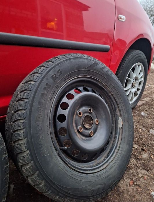 Продам зимові Автошини Nokian Nordman RS2 205/65 R15 99R XL з дисками!