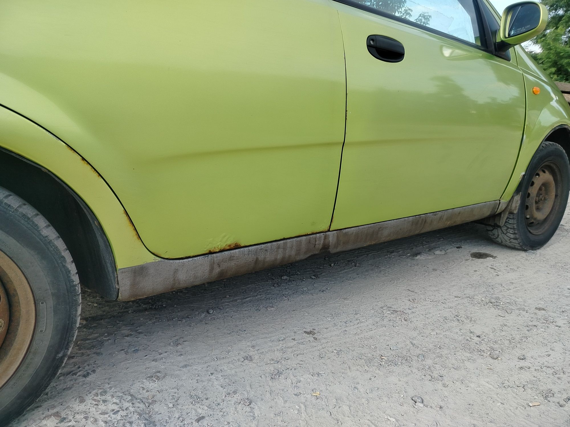 Chevrolet aveo 2005 рік