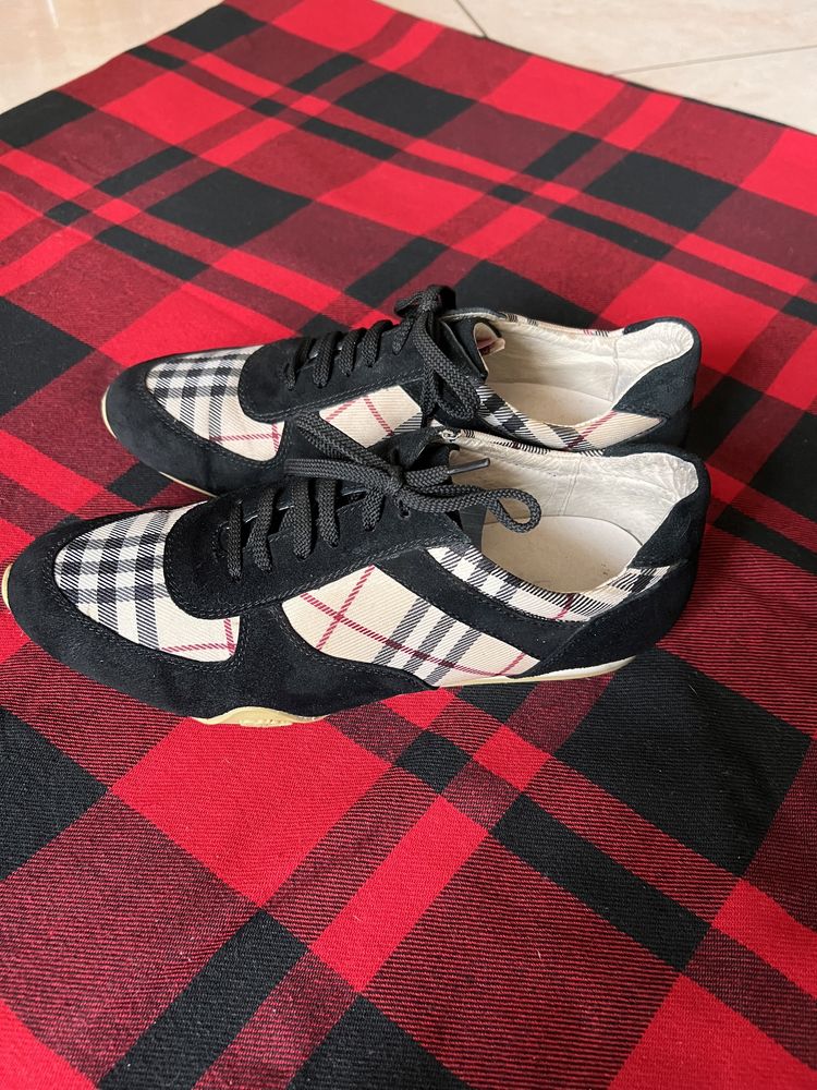 Buty sportowe Burberry sneakers