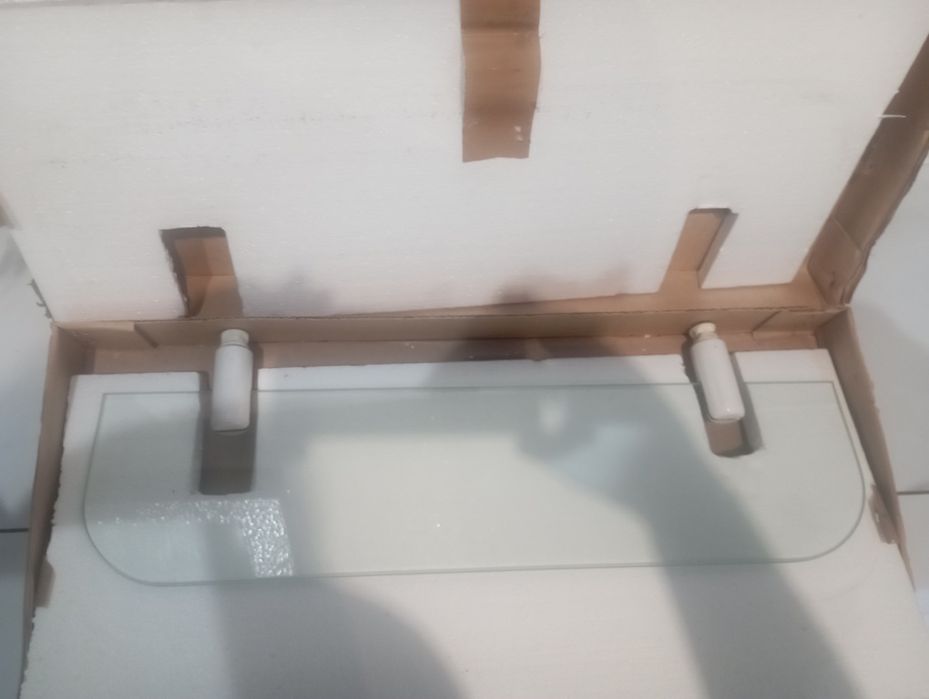 Półka łazienkowa nowa gratis wieszak na ręcznik