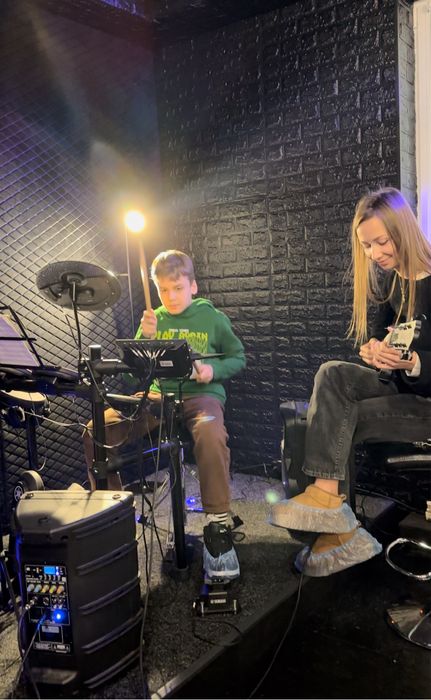 Уроки гитары вокала барабанов фортепиано. Посёлок Котовского