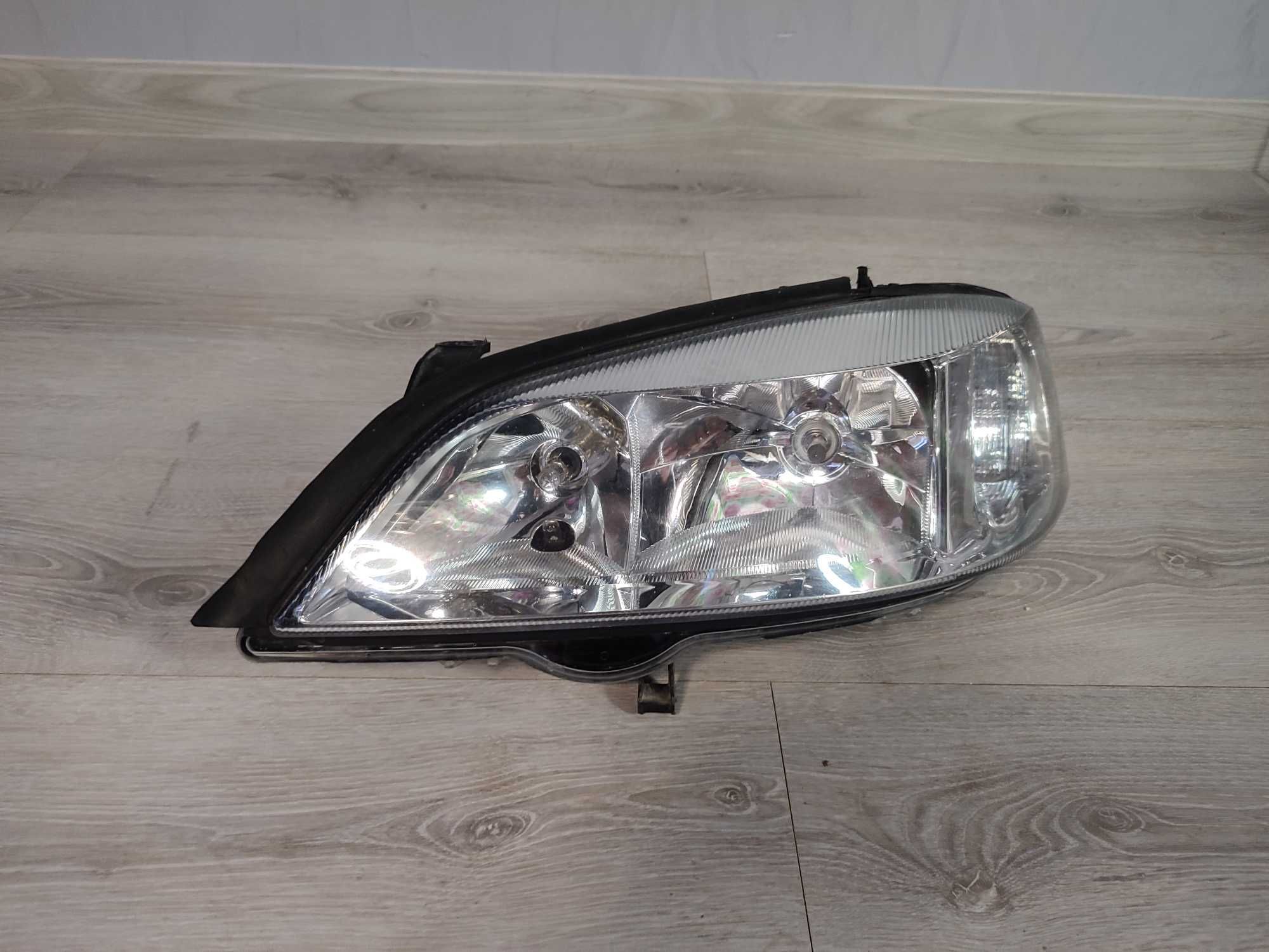 Lampa Przednia przód lewa Opel Astra II 2 Hella