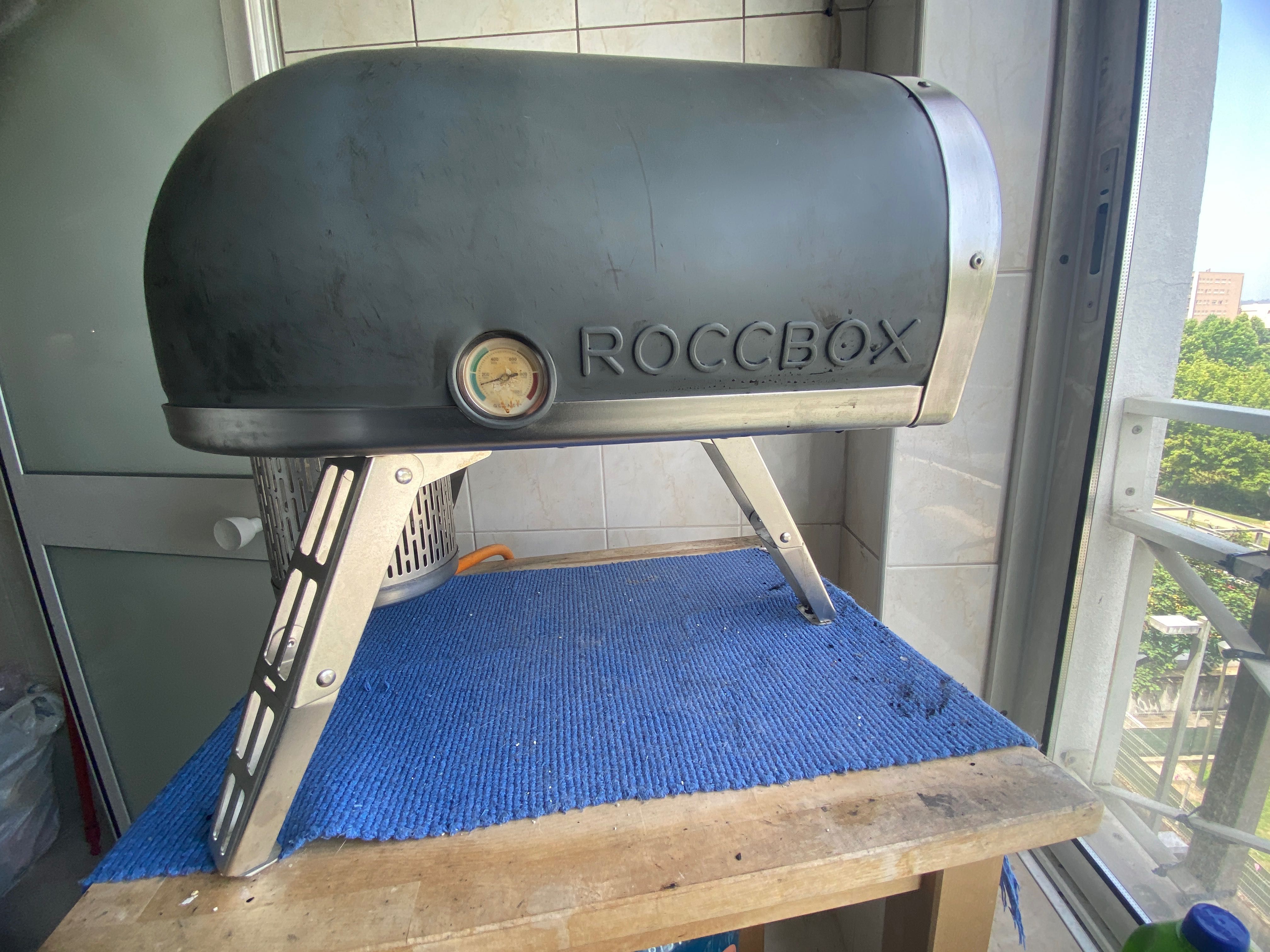 Forno de Pizza Gozney Roccbox + duas botijas de gás