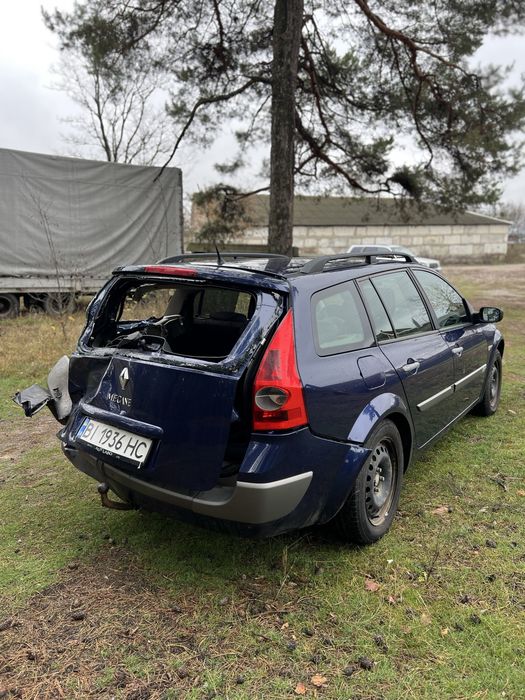 Renault megane 2 2004 год 2.0 бензин