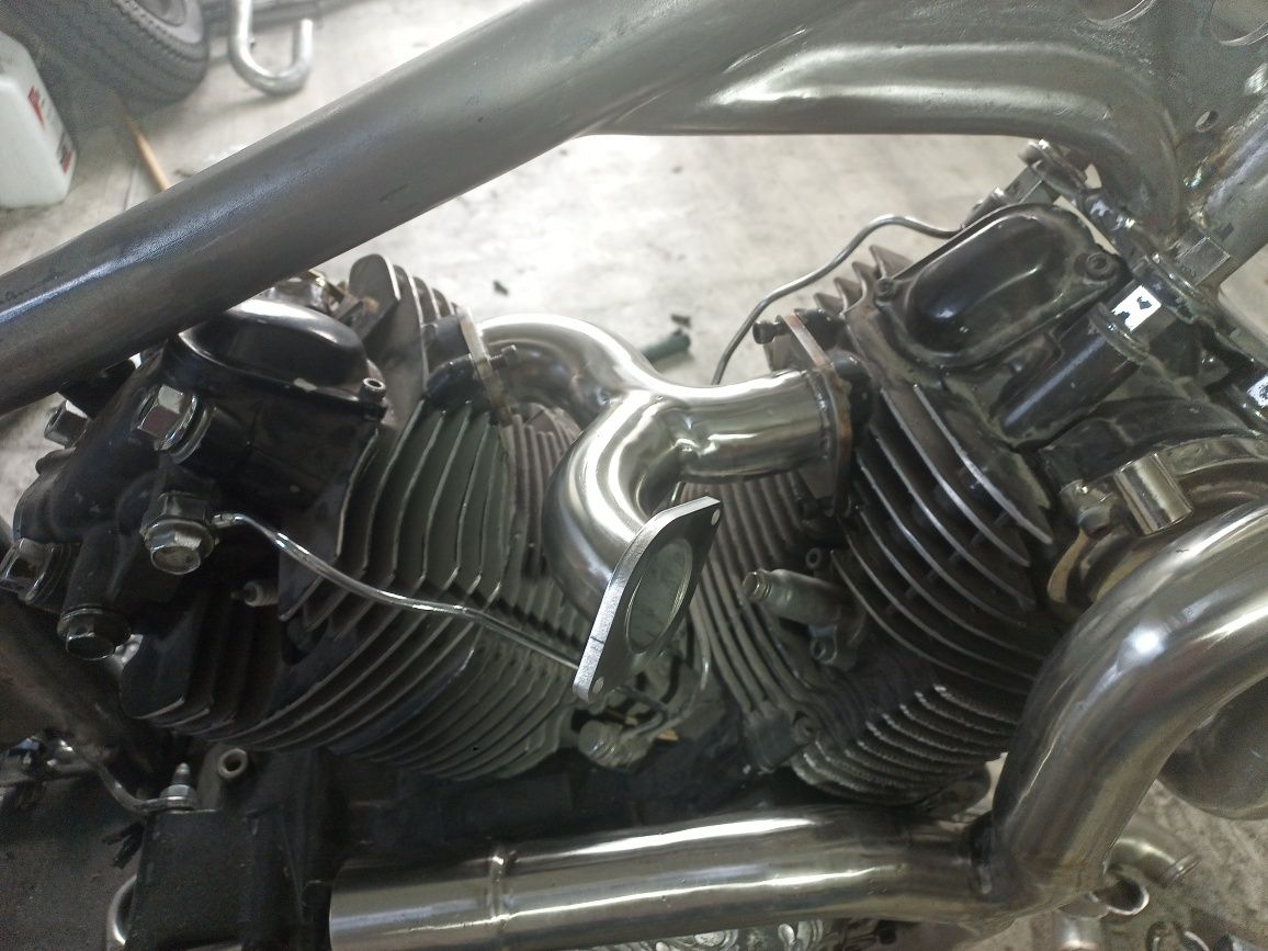 Kolektor dolotowy pojedynczy gaźnik Yamaha xv700/750/1100xvs custom