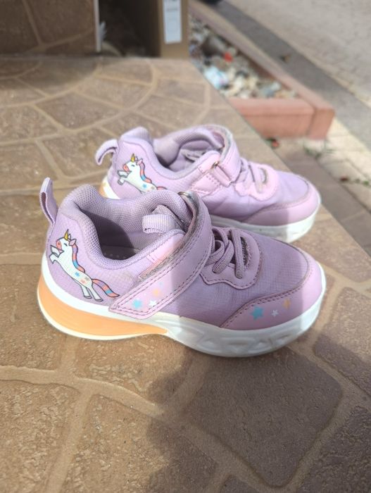 Adidasy świecące peppers jak nowe r.25 gratis klapki