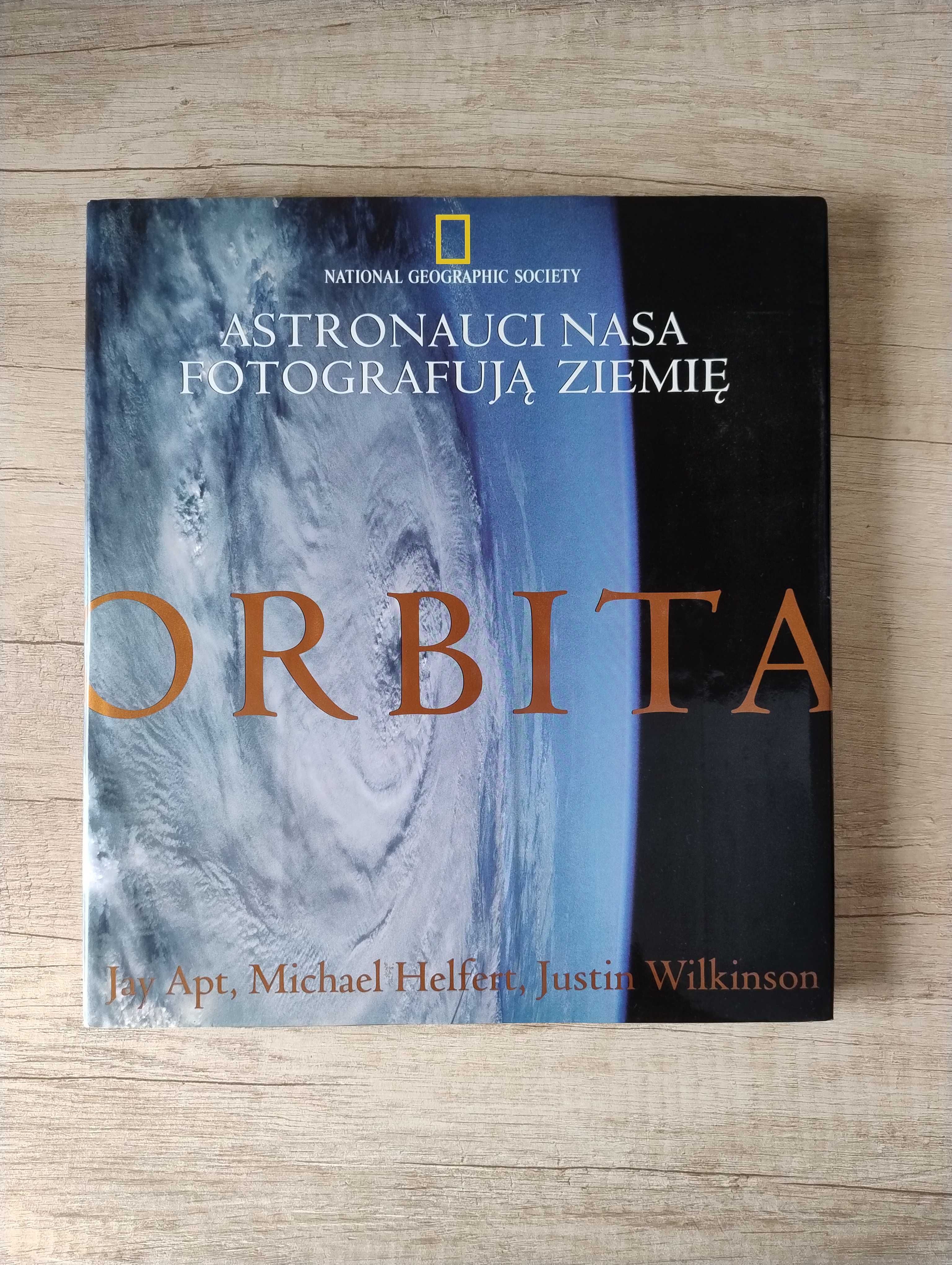 Orbita – Jay Apt, Michael Helfert, Justin Wilkinson