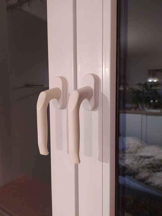 Okno z drzwiami balkonowymi