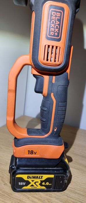 Adapter Black+Decker 18V na baterie DeWalt XR18