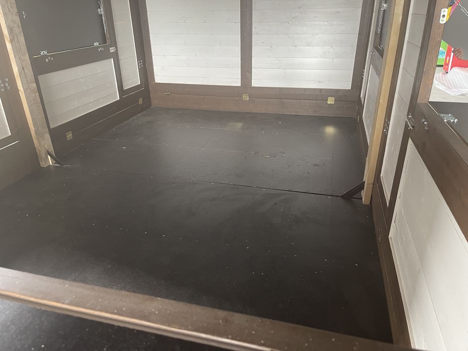 Domek handlowy,domek gastronomiczny,stoisko handlowe