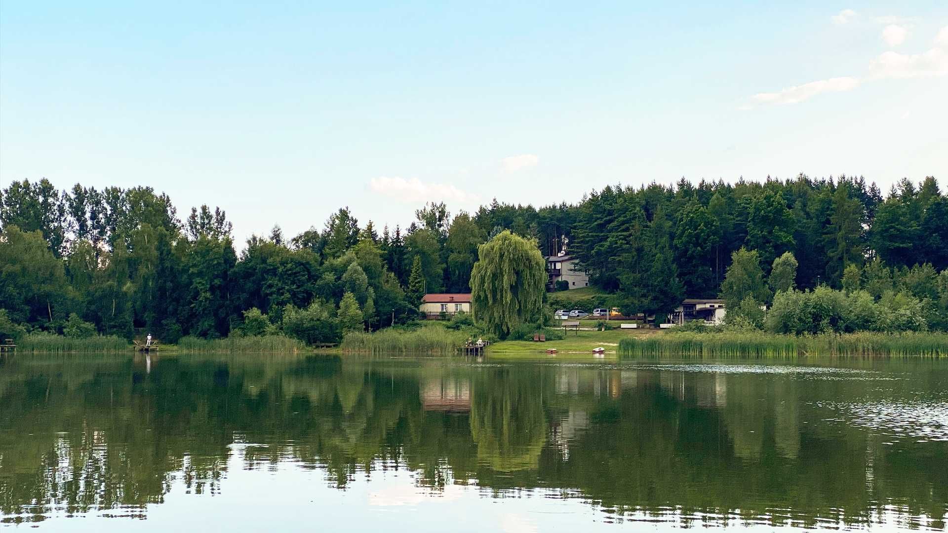 Domki letniskowe - łowisko wędkarskie - jezioro Ostrowite