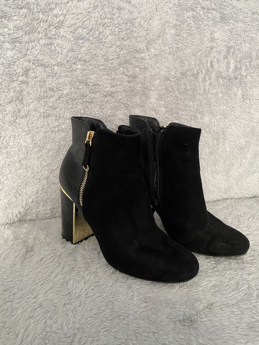 Ботінки черевики взуття жіноче замш