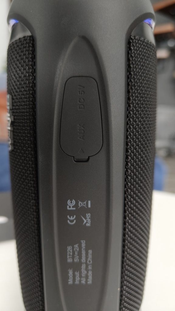 Sprzedam głośnik Bluetooth W-King 36W nowy