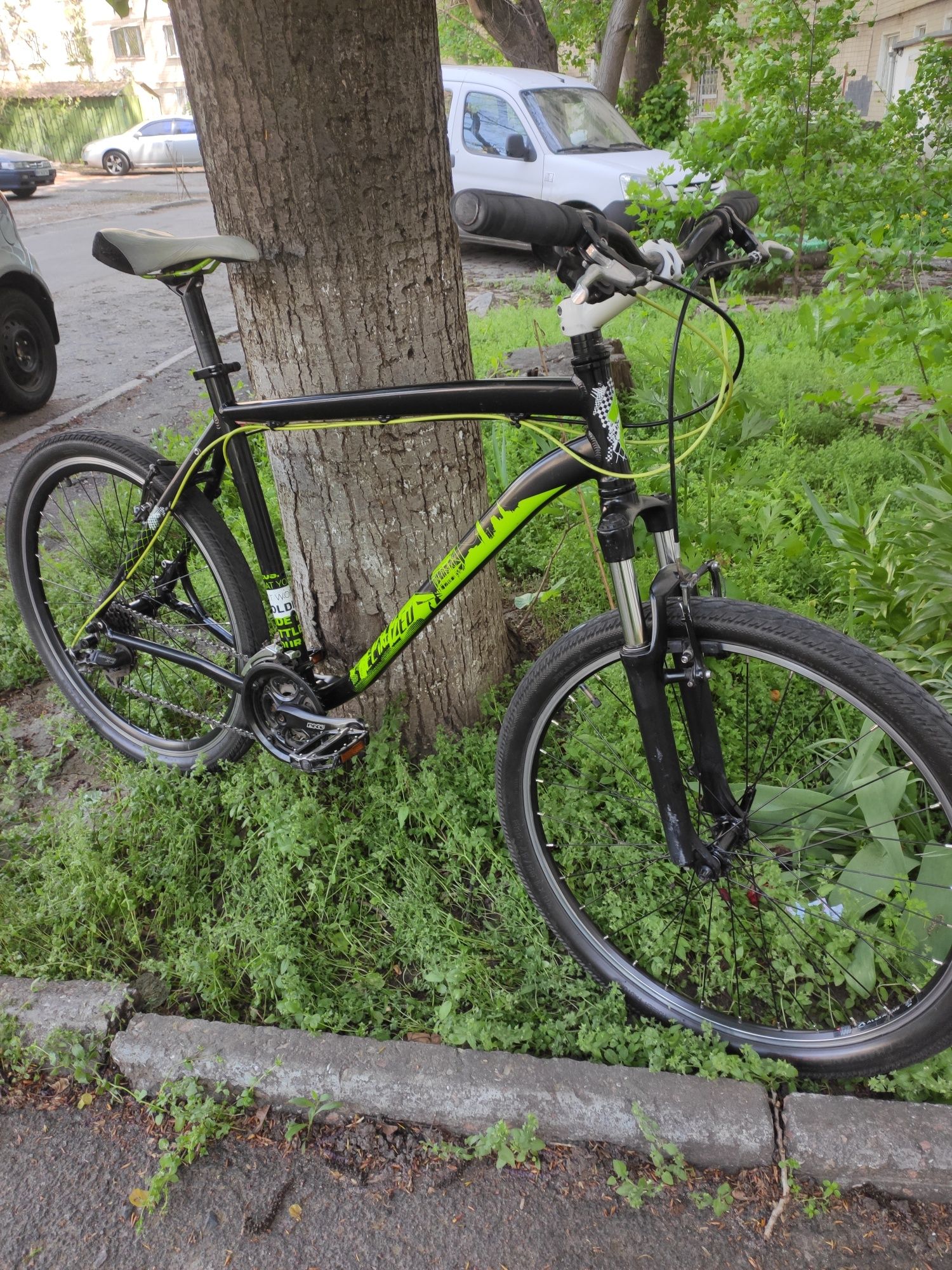 продам велосипед specialized hardrok 26