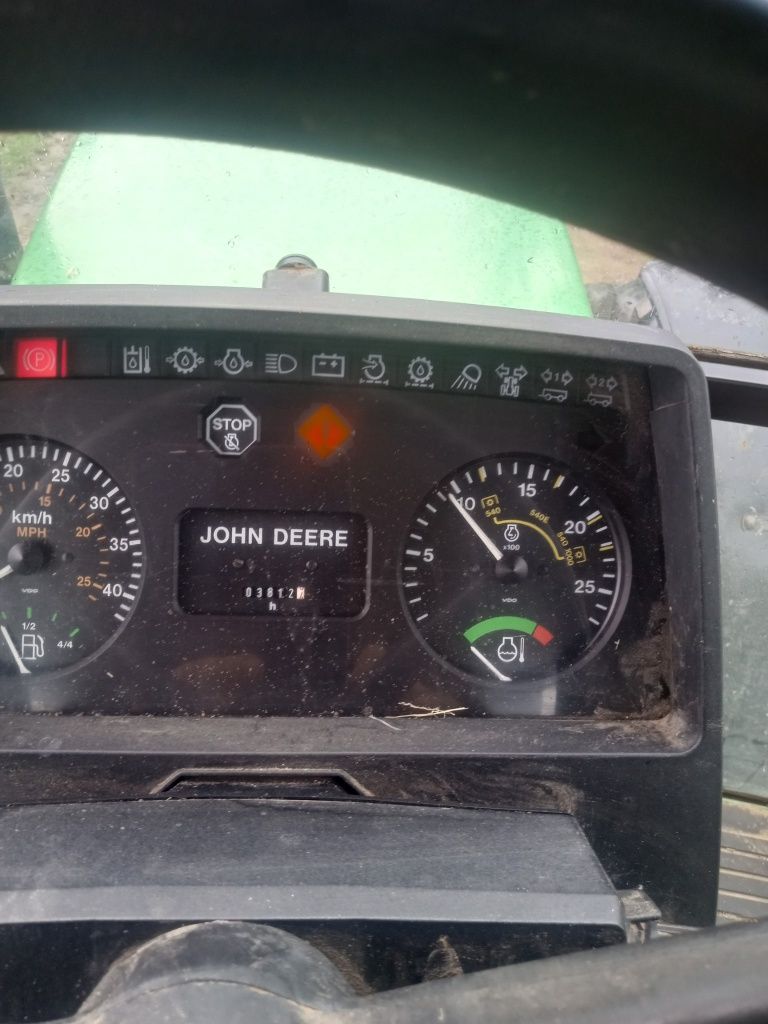 Ciągnik rolniczy John Deere 6200