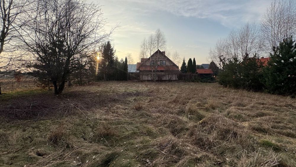 Sprzedam działkę budowlaną w Warszawie ul. Wierzbiny 818 m2