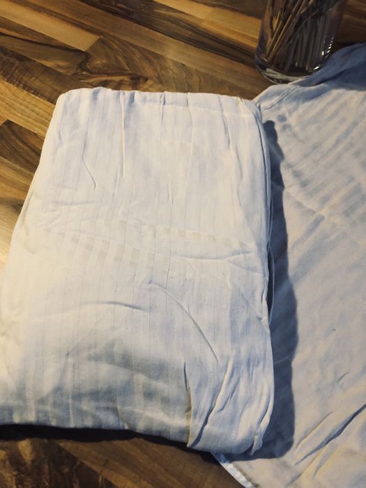 Szara posciel w paski poszwa poszewka na koldre i poduszke