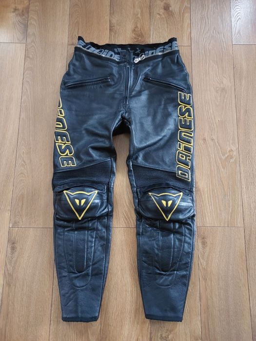 Spodnie motocyklowe skórzane Dainese 48 M sport ścigacz skóra na tor