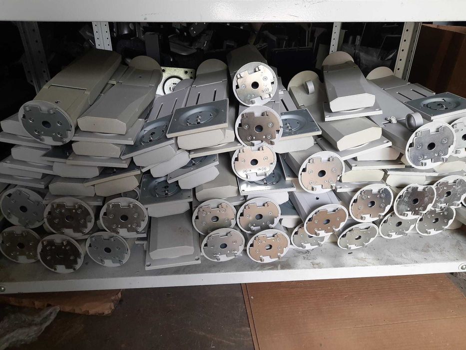 Підставка монітору/ніжка монітору/vesa 100x100 Pivot