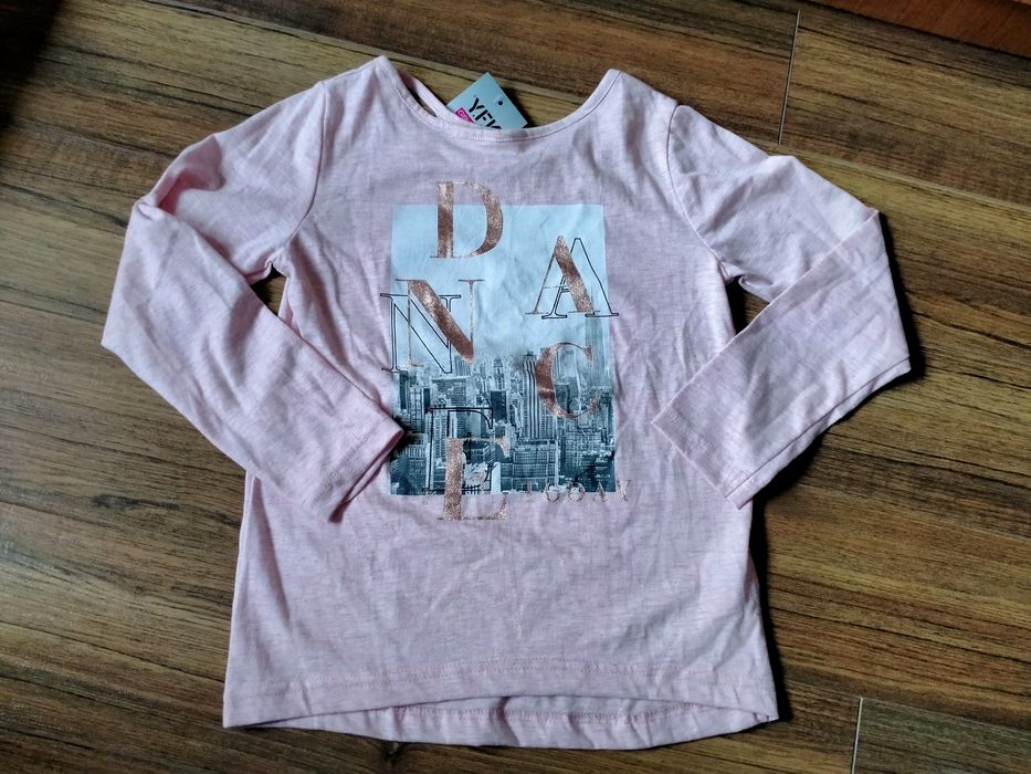 Top z długim rękawem r.128