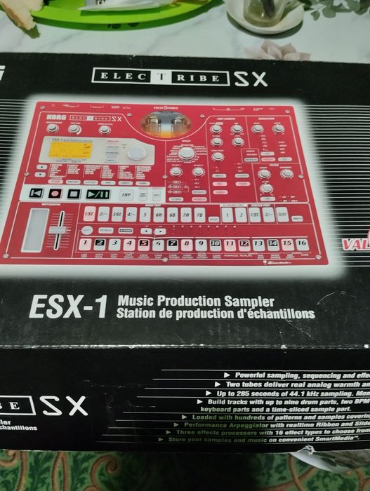 Продам korg esx 1 (сэмплер грувбокс драм машина)