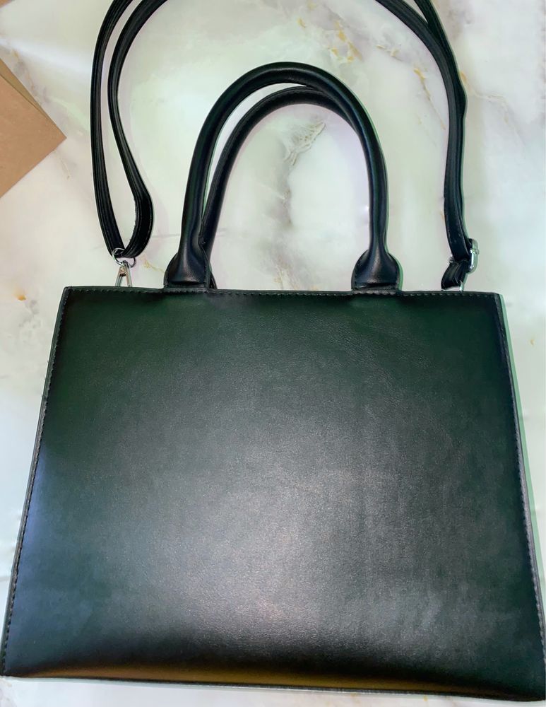 Вмістка сумка з логотипом FENDI