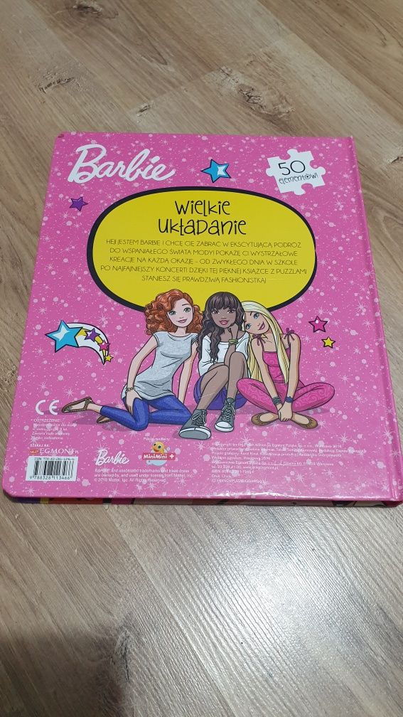 Książka Barbie z Puzzlami "Wielkie układanie 50 elementów"