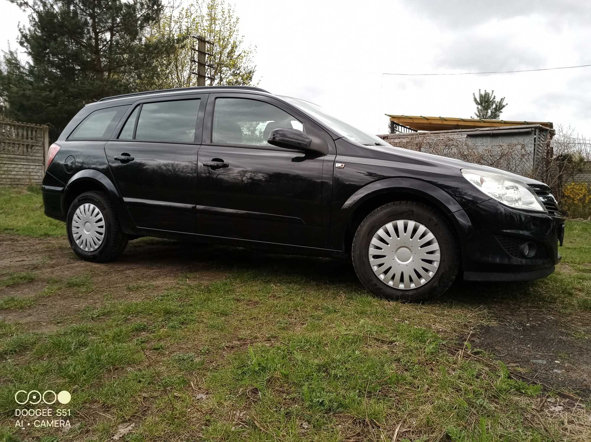 Opel Astra 1,6  H sprowadzony z Niemiec.