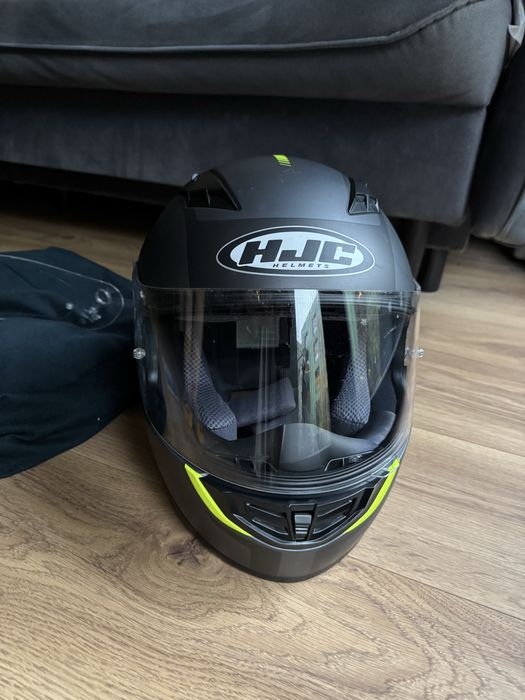Kask motocyklowy HJC CS15, w dobrym stanie.