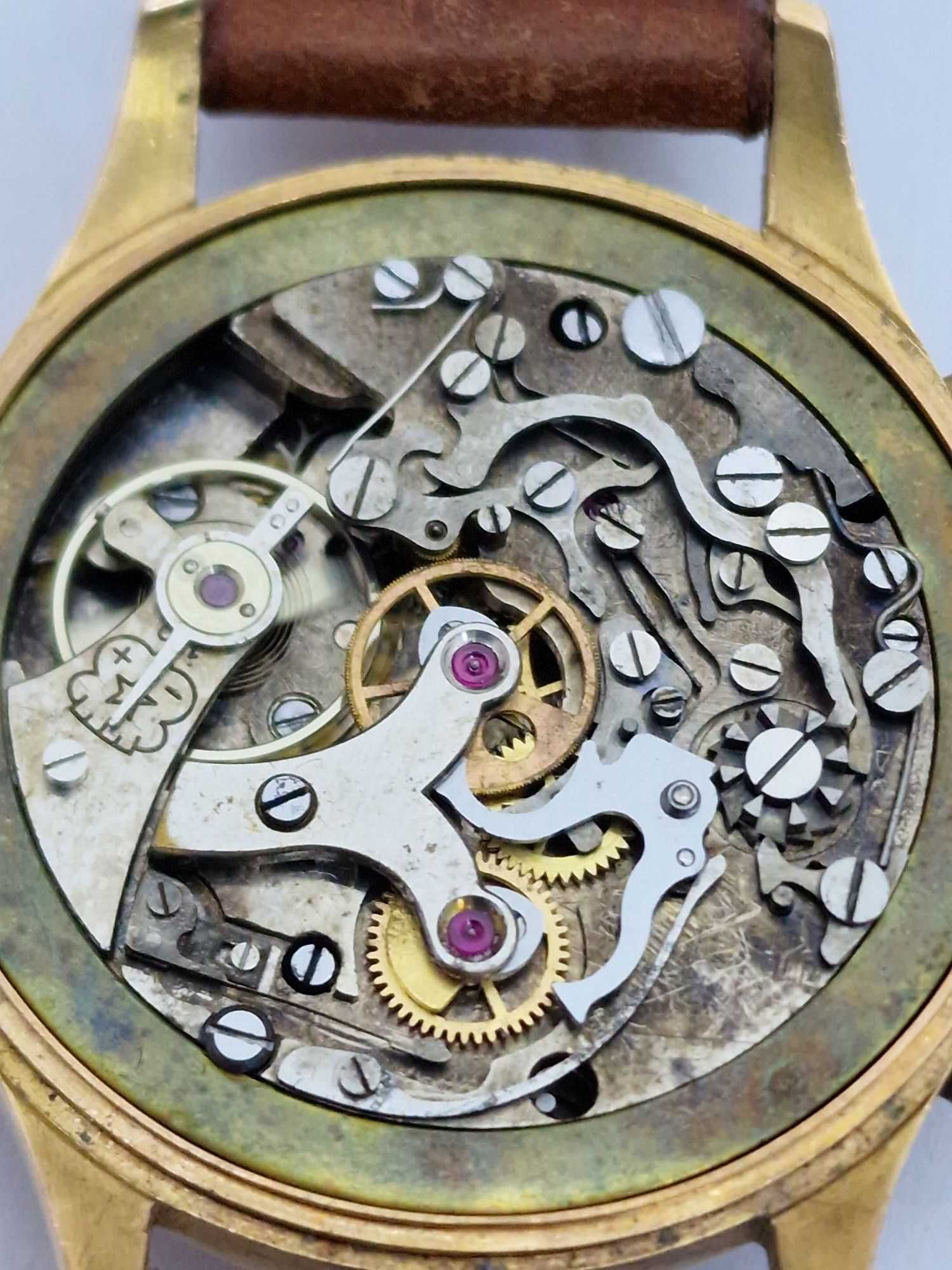 Złoty Chronographe Swiss 18k, 36 mm