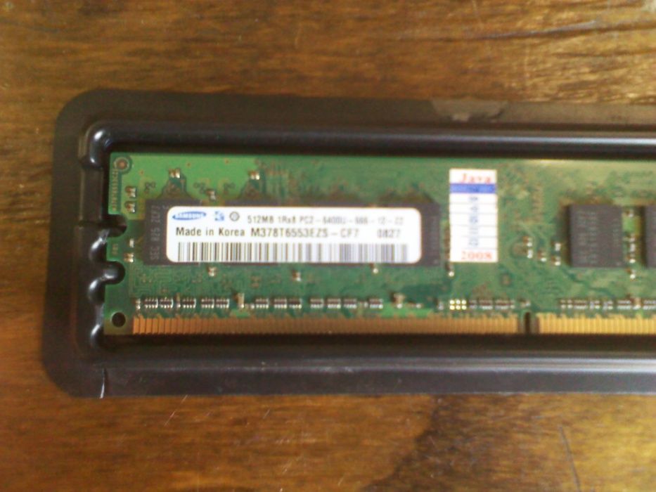 DDR2 512MB.256MB всего 1 Gb